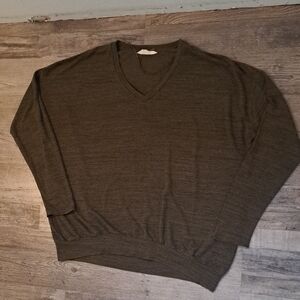 Danskin Women's Long Sleeve V-Neck Top - Dark Green